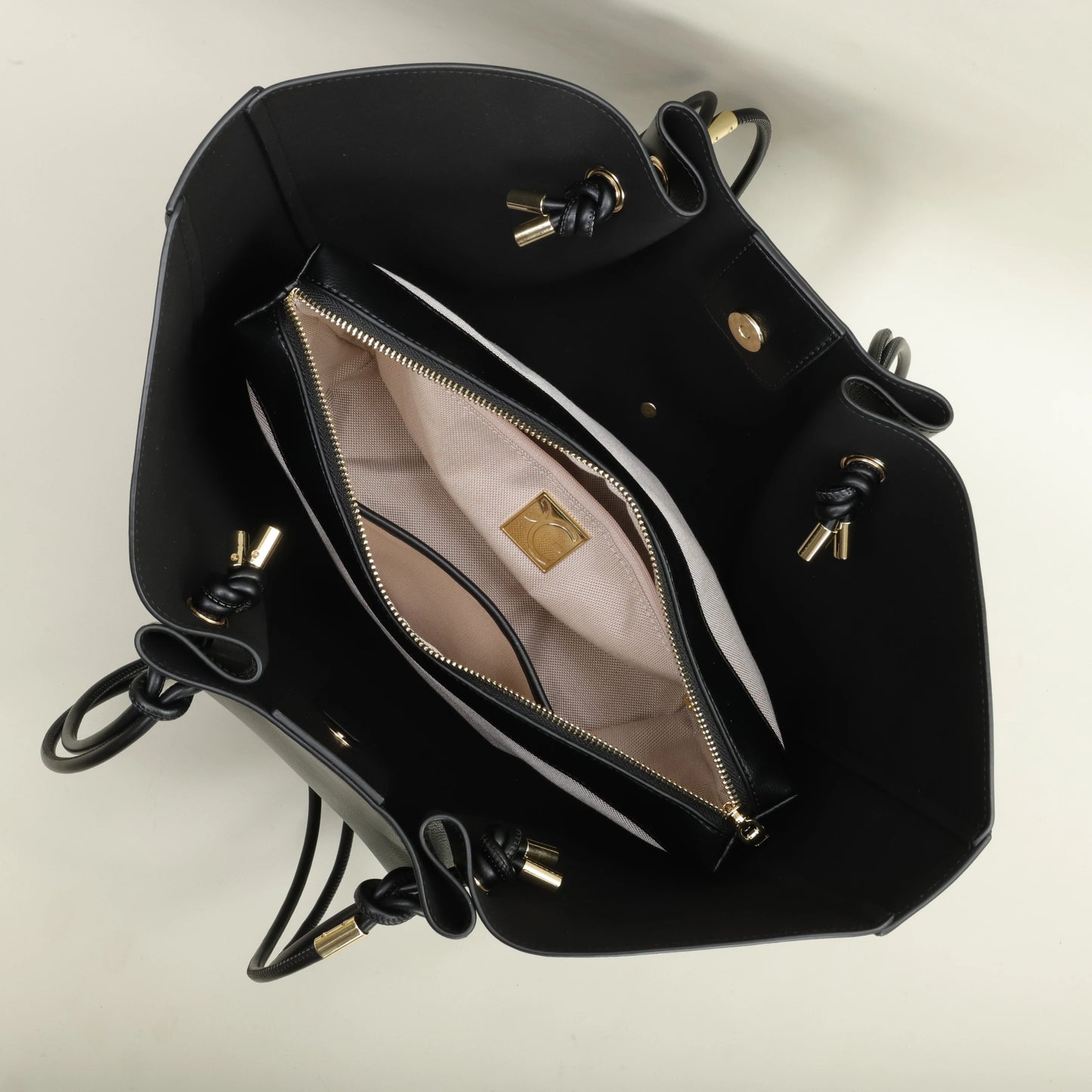 PG Large Capacity Classic Shoulder Bag